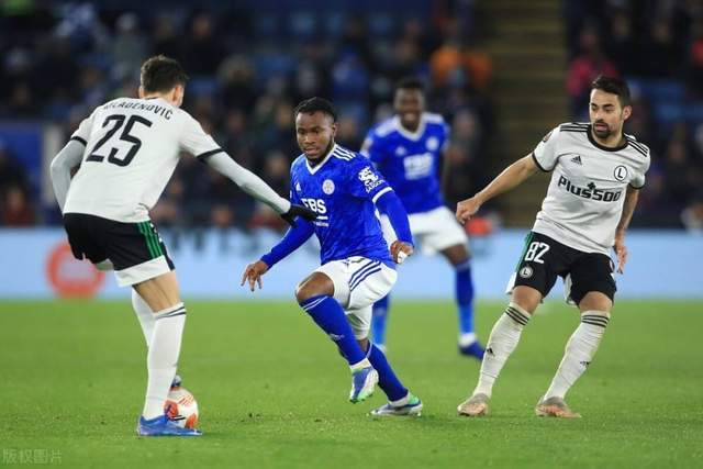 胡明轩24分广东5人上双大胜辽宁 赵继伟14+9