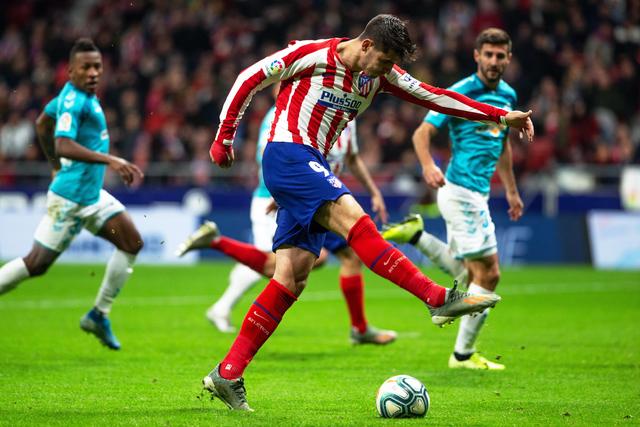 西卡25分布伦森31分 步行者克尼克斯3-3进抢七